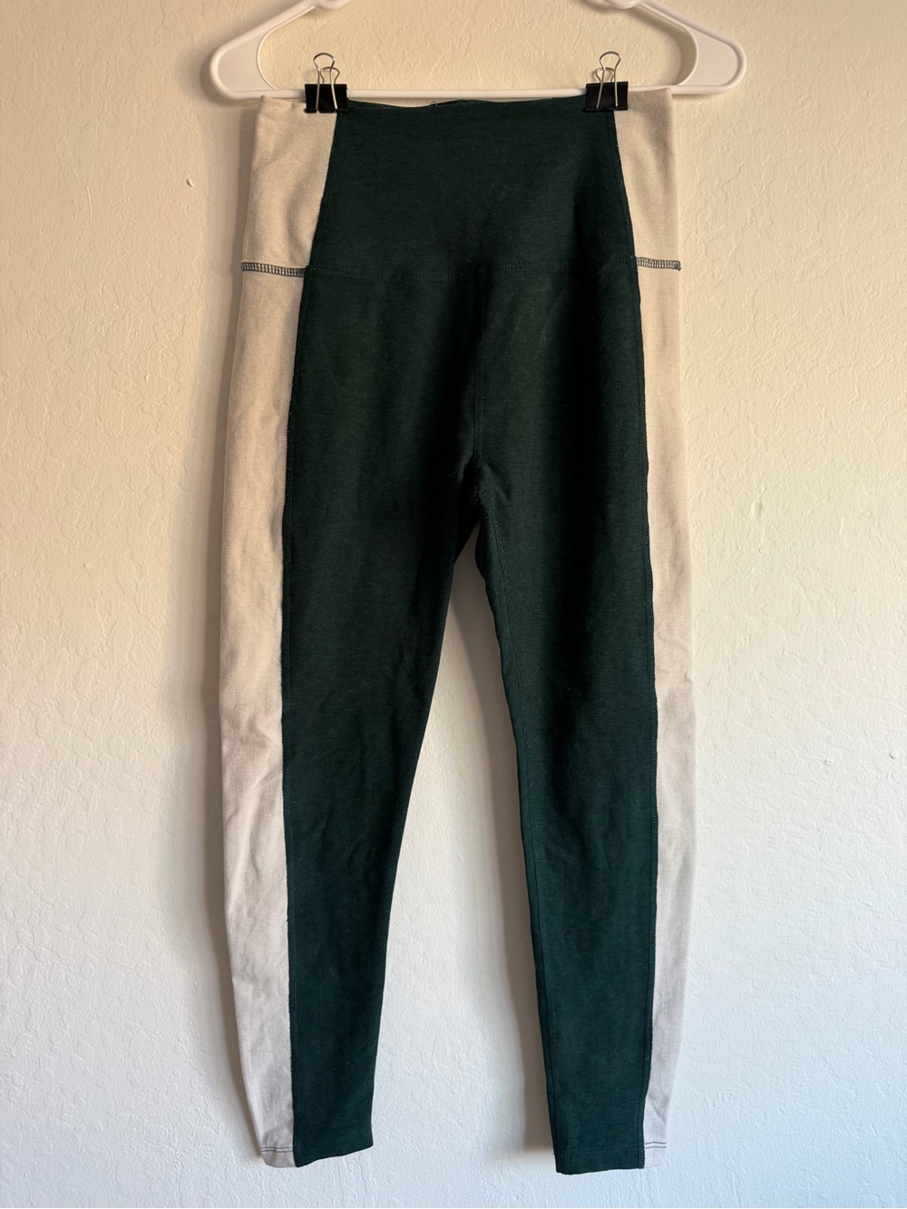 Space Dye Colorblock Leggings in green